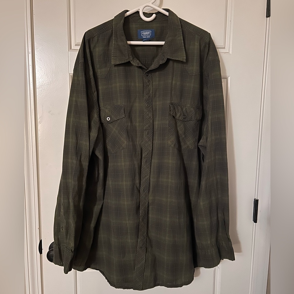 Foundry 4XLT Men’s Plaid Long Sleeve Shirt.